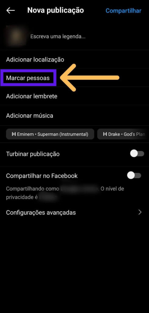Tela do aplicativo Instagram nova publicação marcar pessoas
