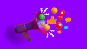 Imagem megafone com icones de redes sociais saindo para fora indicando se vale a pena comprar seguidores ou nao